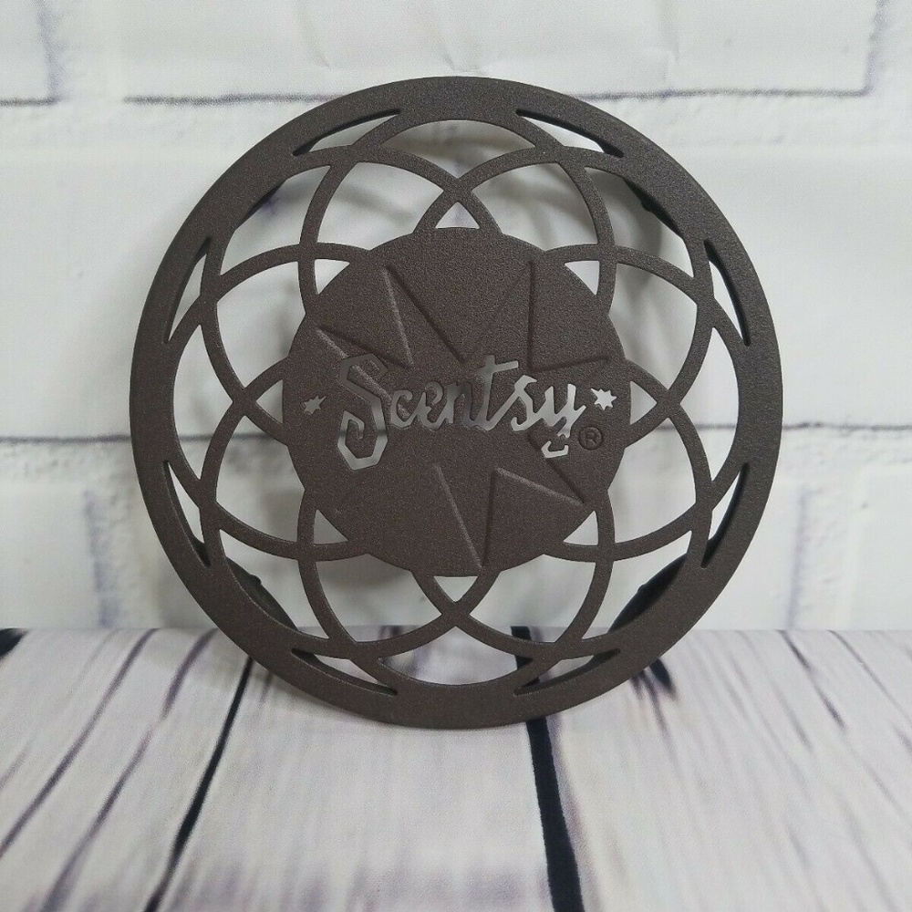 💜-Scentsy Round Metal Stand